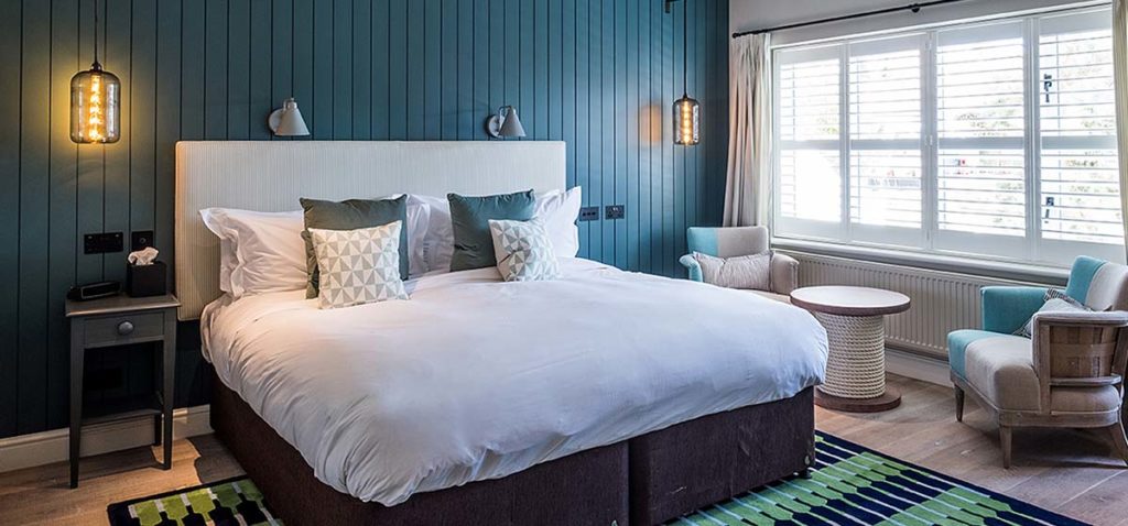 Adnams-Swan-Hotel-Southwold-Work-Bedroom